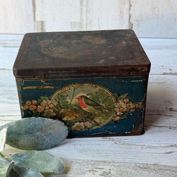 Antique Decorative Hinged Metal Tin Box Bird Flowers Design Tea Tin Biscuit Tin - Picture 1 of 14